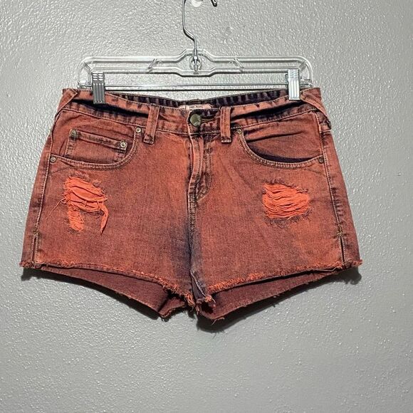 Free People Shorts Red Acid Wash Shorts Size 26 Distressed Bohemian - Picture 1 of 8